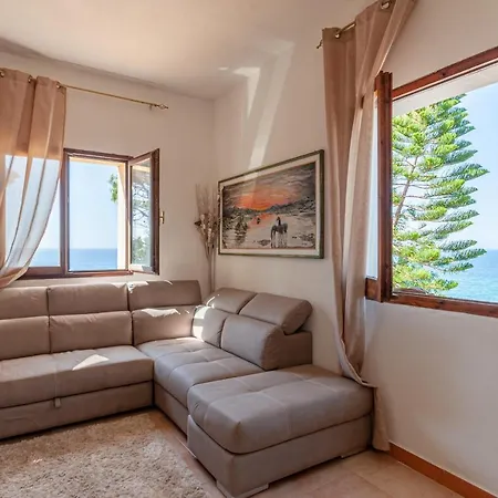 Tramontana Holiday home